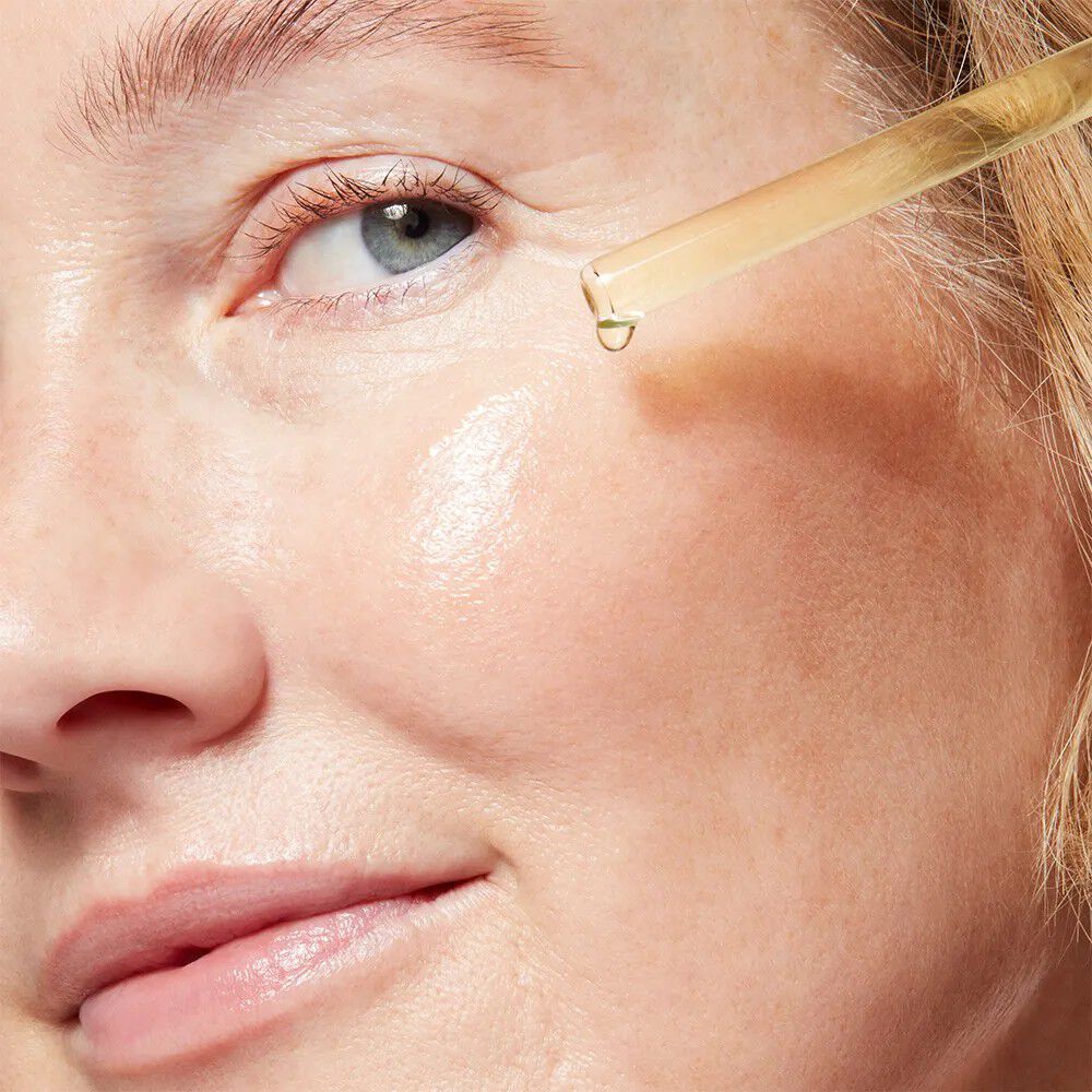 Close up texture shot of SkinCeuticals C E Ferulic Antioxidant Serum